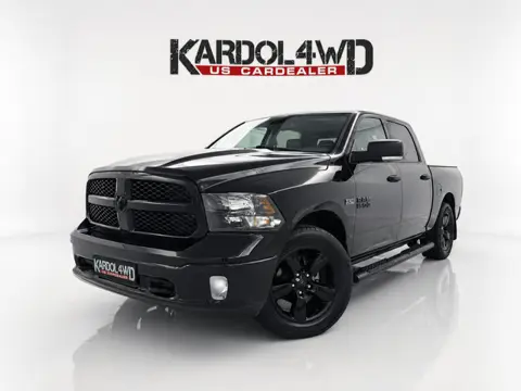 Dodge Ram 1500 5.7 V8 4x4 Crew Cab 5'7 | Trekhaak 13-polig | 200 L LPG | Leren bekleding | Geheel ri