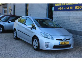 Toyota Prius 1.8 Aspiration Clima Xenon (bj 2009)
