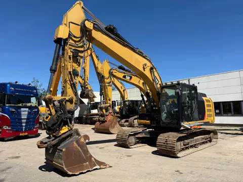 Caterpillar 323E 3D Leica gps Engcon Full option (bj 2015)