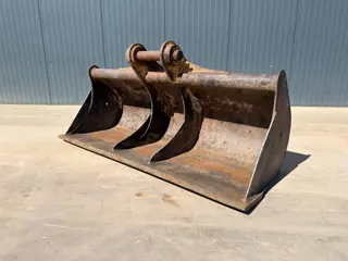 Miller M318D / 320D / 320E / 320F / 323D / 323E / 323F /