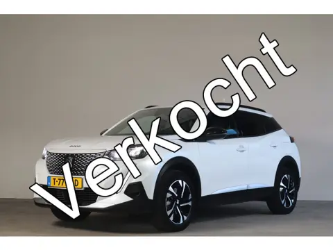 Peugeot e-2008 EV Allure 50 kWh - SOH 99.1% NL- Auto!! Camera I Apple I Led V+A -- Hemelvaartsdag ge