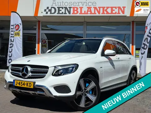 Mercedes-Benz GLC-klasse 350e 4MATIC Premium Plus BJ.11-2017 / Panodak / Navi / Leder / LED / 20"Lmv