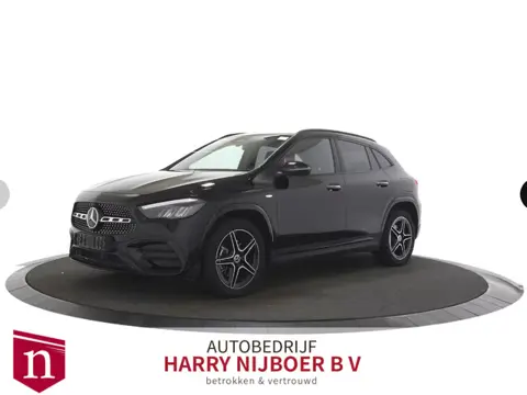 Mercedes-Benz GLA 250 e AMG Line Black Optiek / Sfeerverlichting / Stoelverwarming / Camera