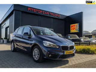 BMW 2-serie Active Tourer 216i Executive, NL Auto, LED, Navi, Keurig!