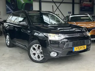 Mitsubishi Outlander 2.0 AWD PHEV Instyle Leder Trekhaak NAP