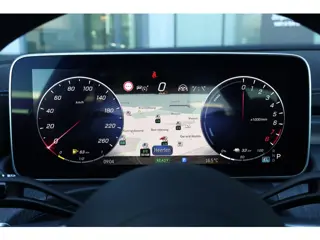 Mercedes-Benz C-klasse 300 e 4MATIC AMG Line / Memory / Trekhaak / Sfeerverlichting