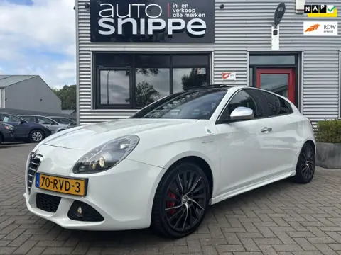 Alfa Romeo Giulietta 1.7 TBi Quadrifoglio Verde -235 PK!-OPEN DAK-HALF LEDER-CLIMA-CRUISECONTROL-NAV
