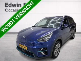 Kia e-Niro ExecutiveLine 64 kWh | Leder | Schuif kanteldak SOH 100% | Andriod Auto | Apple carplay |