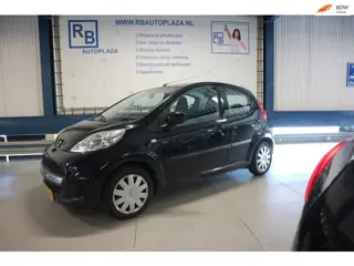 Peugeot 107 1.0-12V XS / NAP / 5 DRS / AIRCO / LEUKE AUTO ! ! !