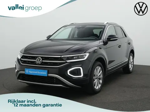 Volkswagen T-Roc 1.5 TSI 150 pk DSG Style | Trekhaak | Stoelverwarming | Navigatie | Massage