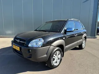 Hyundai Tucson 2.0i 4WD Style LEDER | CLIMA ! (bj 2006)