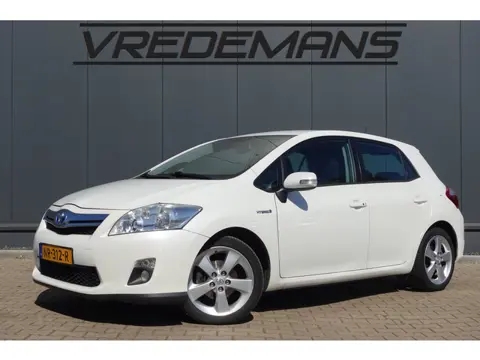 Toyota Auris 1.8 Full Hybrid Dynamic Business
