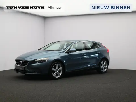 Volvo V40 1.6 T2 Summum / Stoelverwarming / Elektr. stoelverstelling bestuurder / Cruise Control / L