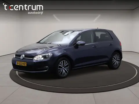 Volkswagen Golf 1.2 TSI Connected Series, Carplay, Climate Control, Stoelverwarming