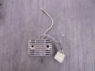 SPANNINGSREGELAAR Kawasaki LTD 750 1970 - 2012