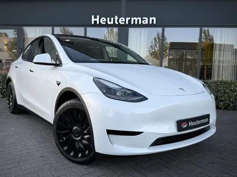 Tesla Model Y RWD Black Edition/ Autopilot/ Pano/ Leder