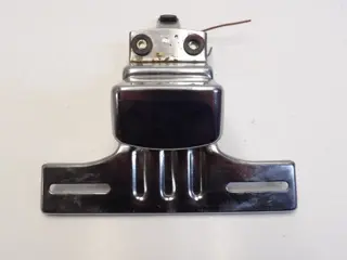 KENTEKENPLAATHOUDER Suzuki VS 700 Intruder 1985 - 1991