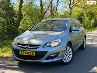 Opel Astra Sports Tourer 1.4 Turbo Sport | Cruise + Clima + Navi + Camera |