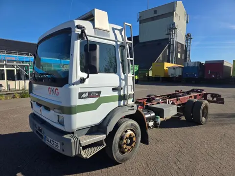 Renault Midliner 180 Renault Midliner 180 - Chassis Cabine - Bladvering - Handgeschakeld PM2991
