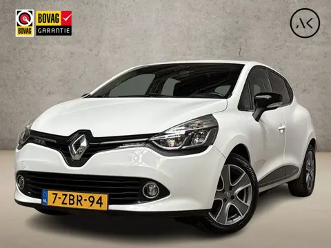 Renault Clio 0.9 TCe Dynamic Sport (NAVIGATIE, LM VELGEN, PARKEERSENSOREN, SPORTSTOELEN, GETINT GLAS