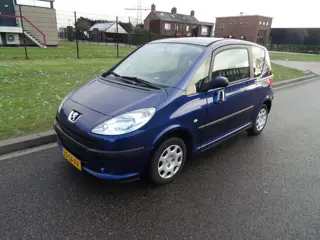 Peugeot 1007 1.4 Urban