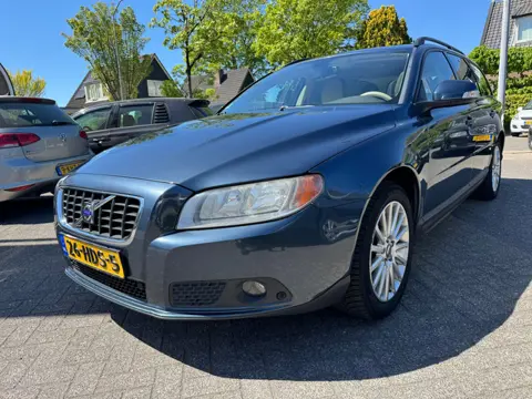 Volvo V70 2.5T Kinetic 200pk,Deal ondh,Airco,Cruise,Navi,Nap,Trekhaak
