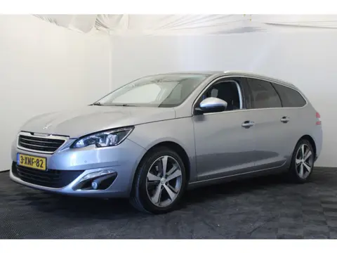 Peugeot 308 SW 1.2 e-THP Première |Pano|Navi| (bj 2014)