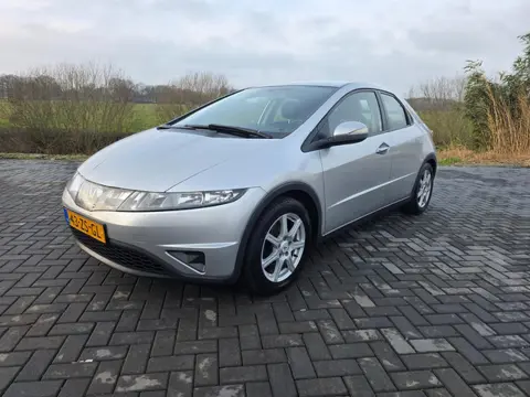 Honda Civic 1.4 Comfort 2008 nieuwe APK!