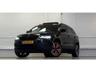 Skoda Karoq 1.5 TSI ACT Style Business Lerenbekleding Adaptieve cruise Trekhaak