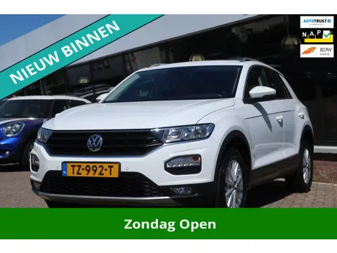 Volkswagen T-Roc 1.0 TSI Style 1e EIG_LED_LEDER_ADAP-CRUIS_PDC V+A_NAP.
