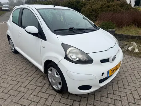 Toyota Aygo 1.0-12V Comfort (bj 2009)