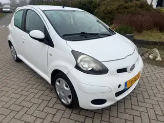 Toyota Aygo 1.0-12V Comfort (bj 2009)