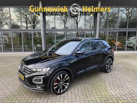 Volkswagen T-Roc 1.5 TSI Sport Business R | CAMERA | CARPLAY | 20INCH | STOELVERW.