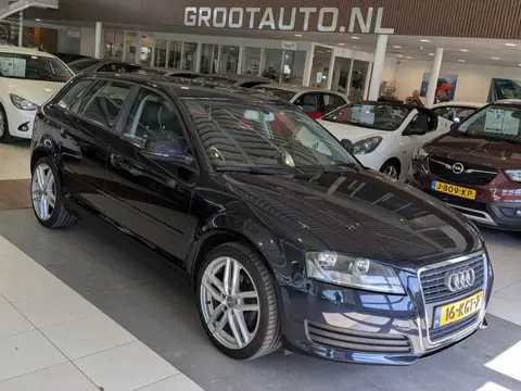 Audi A3 Sportback 1.4 TFSI Ambiente Pro Line Automaat Airco, Cruise Control, Trekhaak, Stuurbekracht