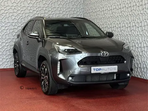Toyota Yaris Cross 1.5 HYBRID DYNAMIC KEYLESS CAMERA LED ZWARTE HEMEL STOEL/STUUR VERW. 17''LMV ✅ To