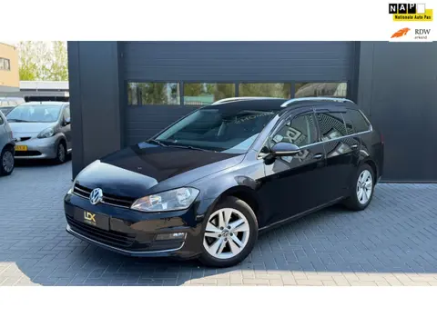 Volkswagen Golf Variant 1.6 TDI Highline Automaat|Trekhaak|Stoelverwarming
