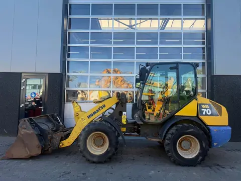 Komatsu WA70-5 (bj 2005)