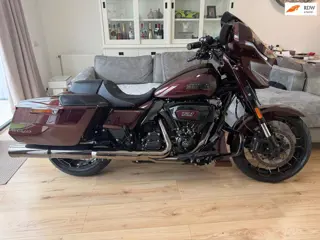 Harley Davidson 121 FLHXSE Street Glide CVO 121 2025 nieuw