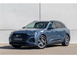 Audi Q8 e-tron 55 quattro S Edition Competition 115 kWh | Head-Up | Matrix | Panoramadak | Trekhaak