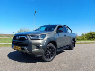 Toyota HiLux 2.4 D-4D Xtra Cab Professional. AUTOMAAT. VEEL OPTIES!!