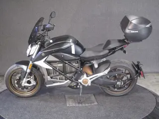 zero SR/F Premium Zeer nettte Zero SR/F (bj 2021)