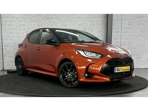 Toyota Yaris 1.5 Hybrid 130 Launch Edition / JBL / Stoel/stuurverwr. / HUD / ACC