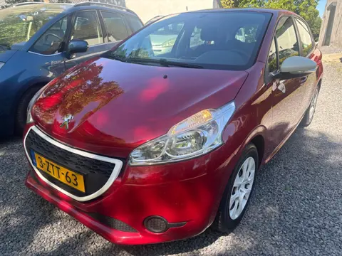 Peugeot 208 1.2 PureTech 1E EIGENAAR