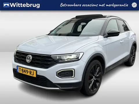 Volkswagen T-Roc 1.5 TSI Sport / AUTOMAAT/ PANO/ STANDKACHEL/ ELEK.KLEP/ DODEHOEK/ STOELVERWARM./ PA