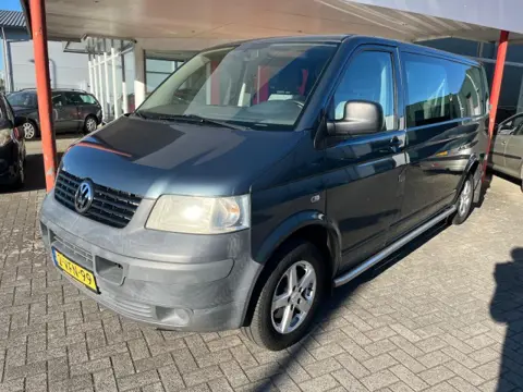 VOLKSWAGEN TRANSPORTER 2.5 Dubbel cabbine 5 cilinder