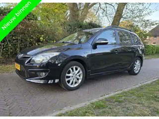 Hyundai I30 CW 1.6i i-Motion (bj 2011)