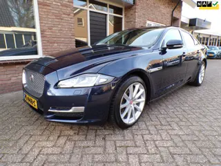 Jaguar XJ 3.0 D Premium Luxury Automaat / Leder / Panoramadak / Navi