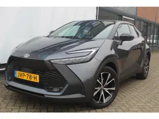 Toyota C-HR 1.8 Hybrid 140 First Edition All weather banden l Stuur + Stoel verwarming l Dodehoek se