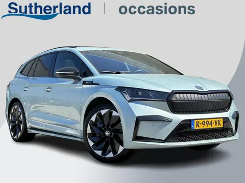 Skoda Enyaq iV 80 Sportline | Panoramadak | Wegklapbare Trekhaak | Achteruitrijcamera | 21 Inch |