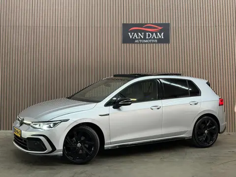 Volkswagen Golf 1.5 eTSI R-Line Business 2024 IQ-LIGHT PANO CAMERA
